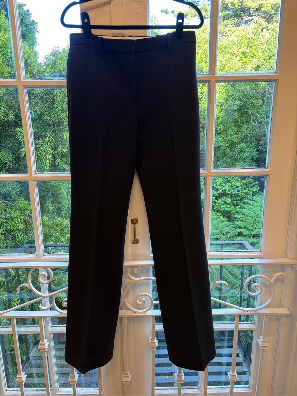 Quiet luxury The Row Navy trousers